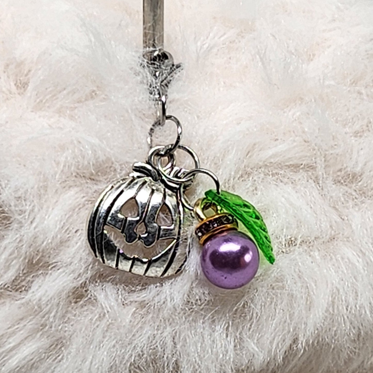 Marque Maille citrouille et son balai ( Halloween).